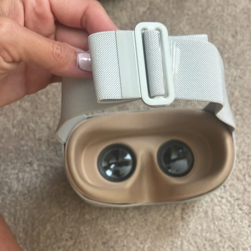 Google virtual reality headset